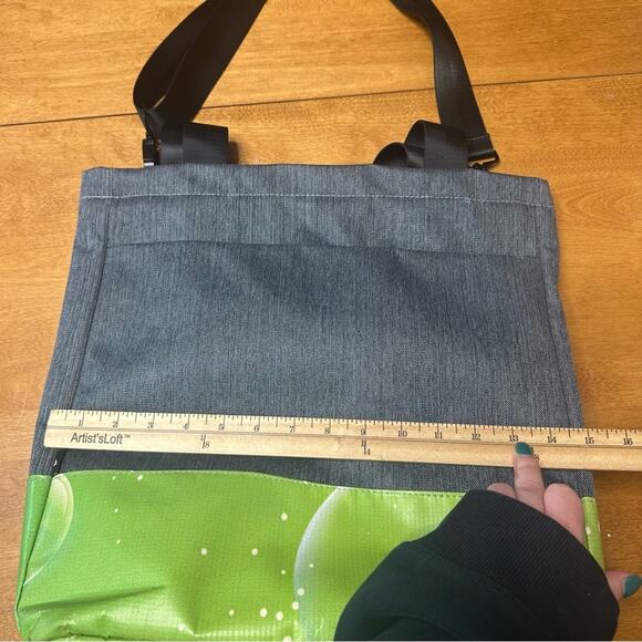 RareForm Cora Tote Insulated Recycled Vinyl Boat Bag Pockets Reusable Durable - Picture 10 of 11